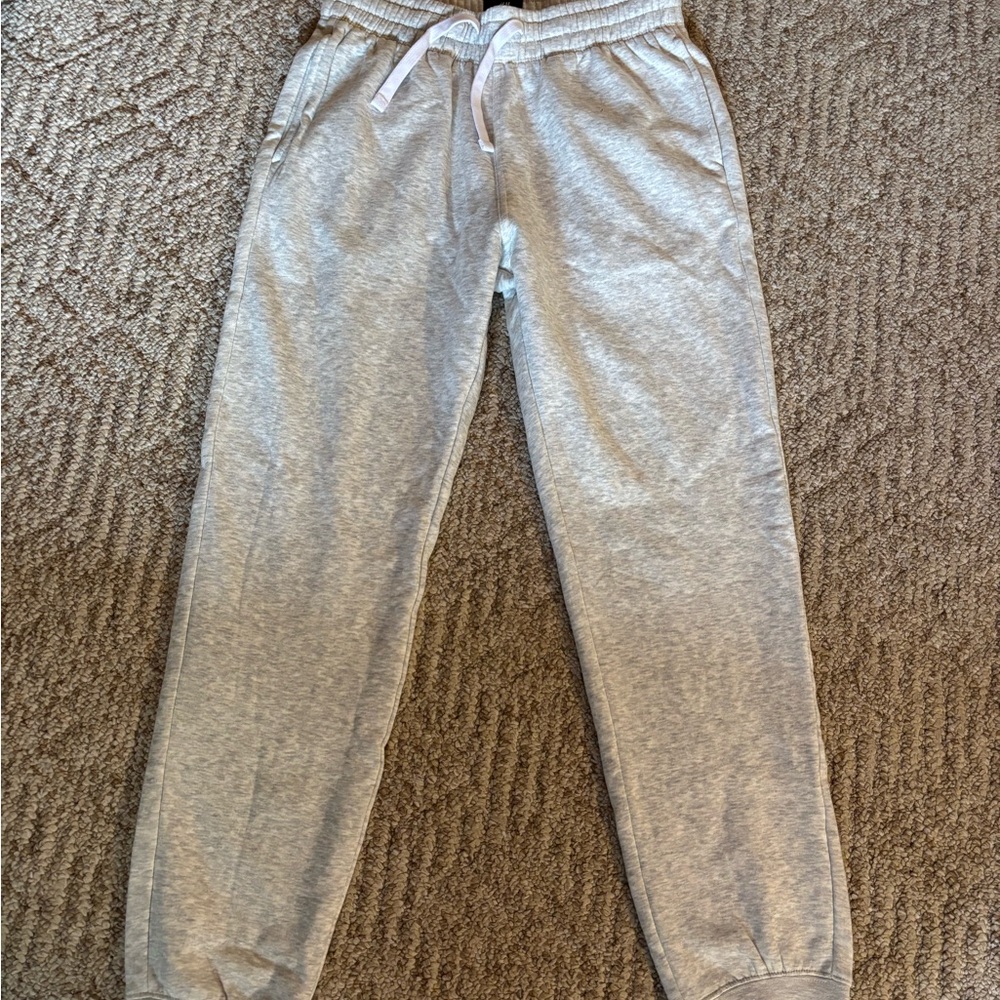 H&M Light Gray Men’s size Small Joggers